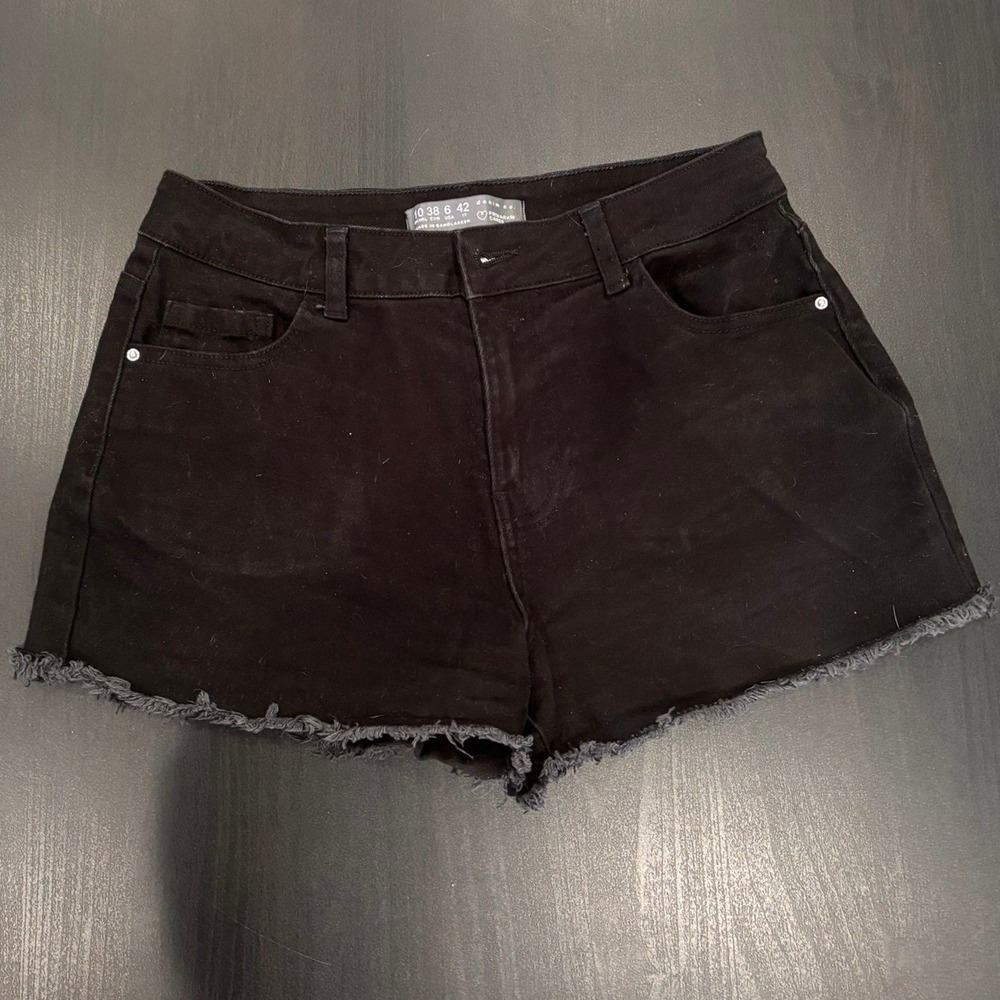 Primark Denim Co Black High Waisted Raw Hem Jean Shorts‎ Womens Size 6 US 10 UK